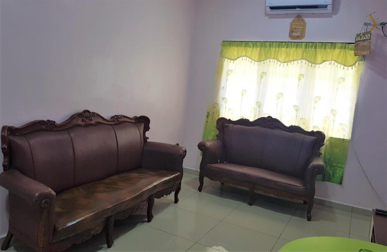 Oyo Home 90250 Sutera Wangi 3Bhk Apartment Ayer Keroh Zewnętrze zdjęcie
